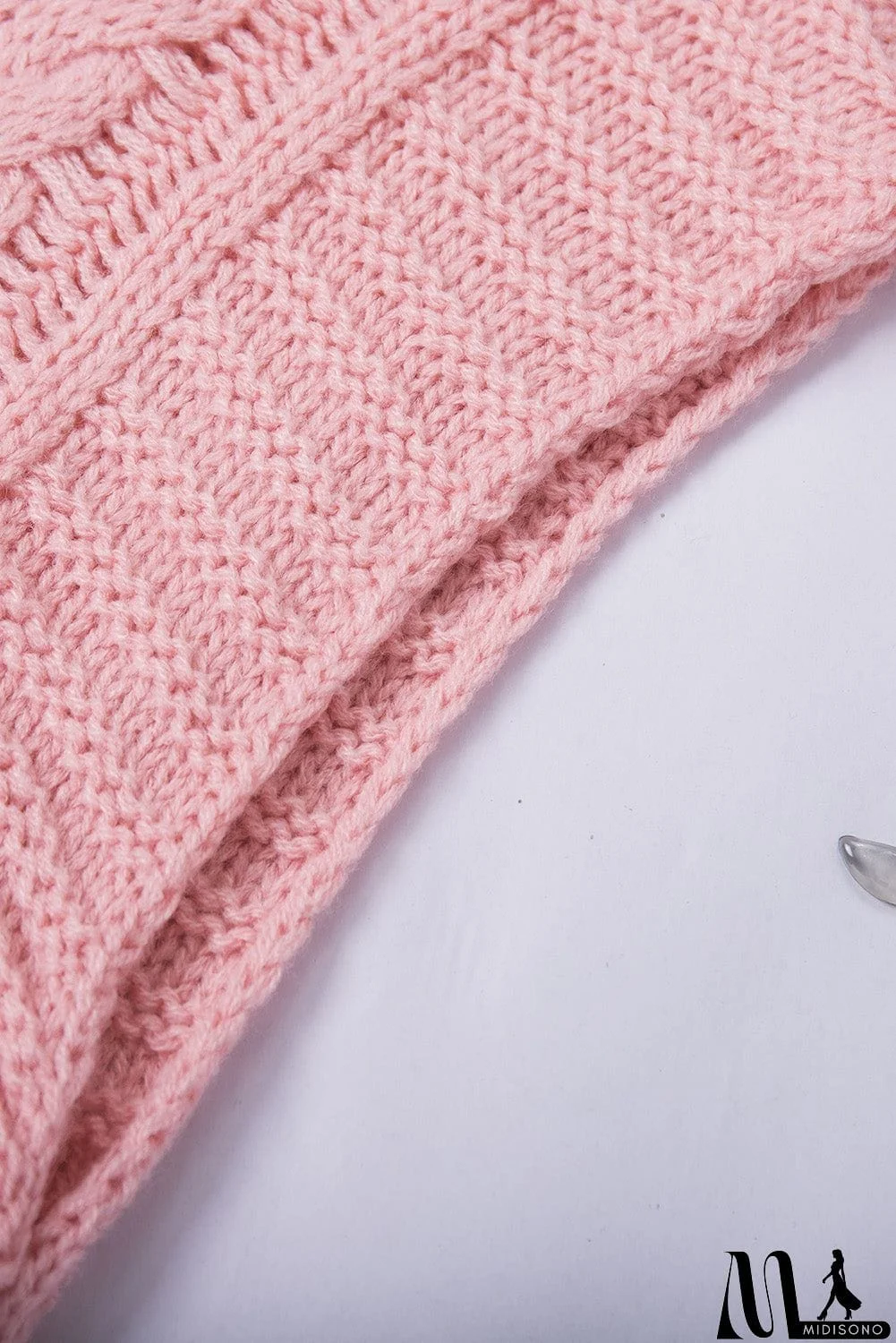 MidiSono - Casual Pink Turtleneck Braided Knitted Vest