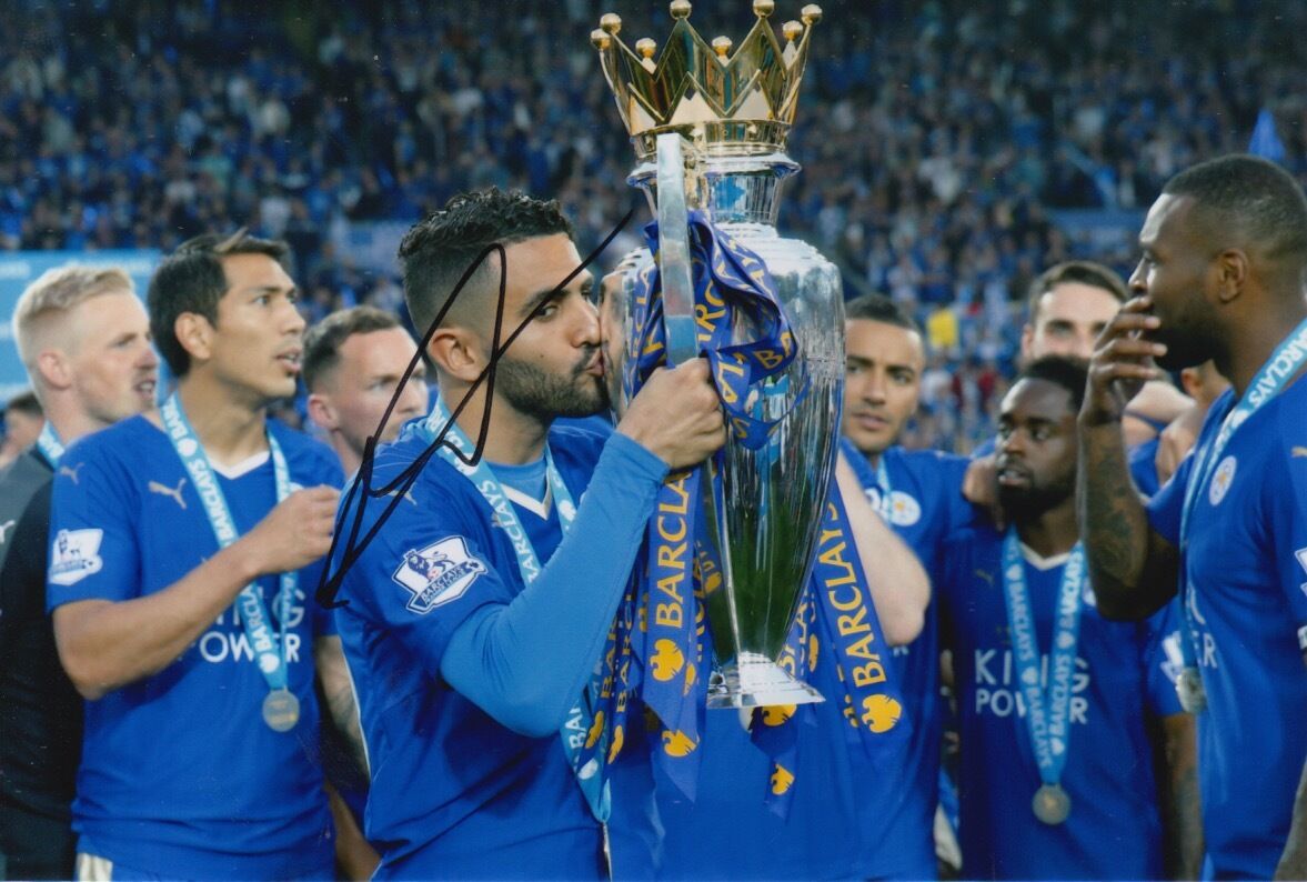 LEICESTER CITY HAND SIGNED RIYAD MAHREZ 6X4 TROPHY Photo Poster painting CHAMPIONS 16 9.