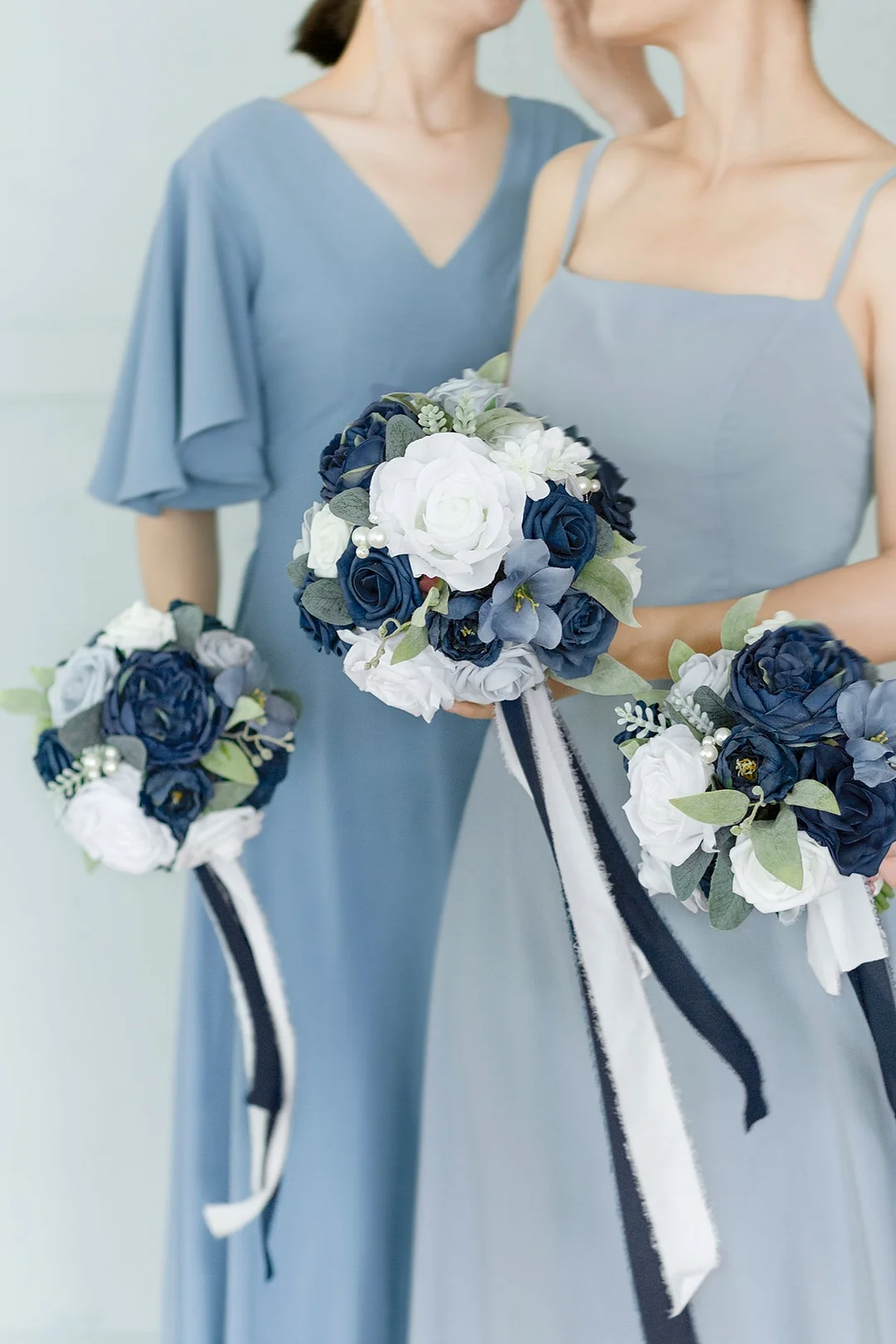 Maid of Honor & Bridesmaid Bouquets in Noble Navy Blue