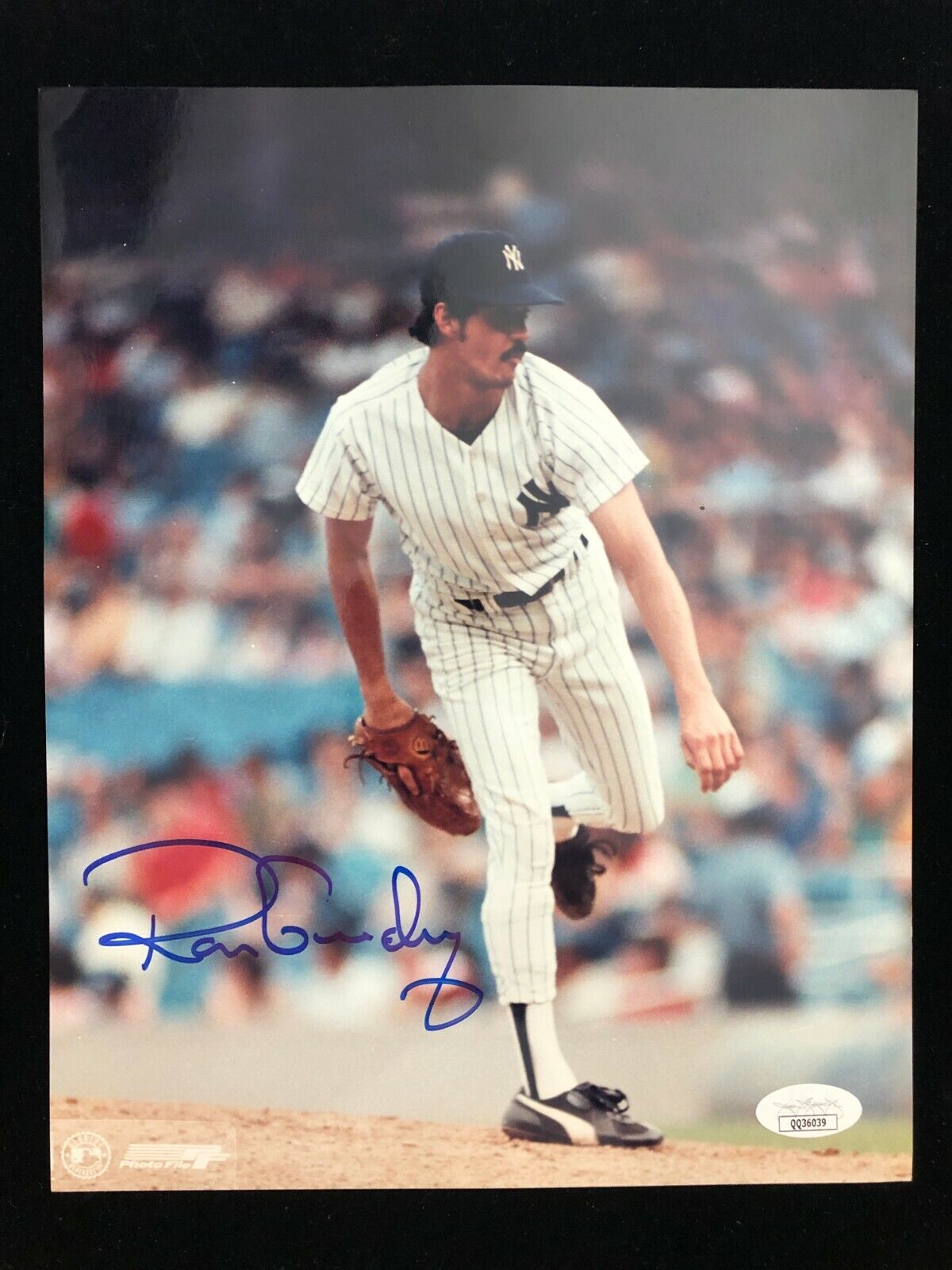 Ron Guidry Signed Autographed Game Photo Poster painting - New York Yankees - JSA # QQ36039