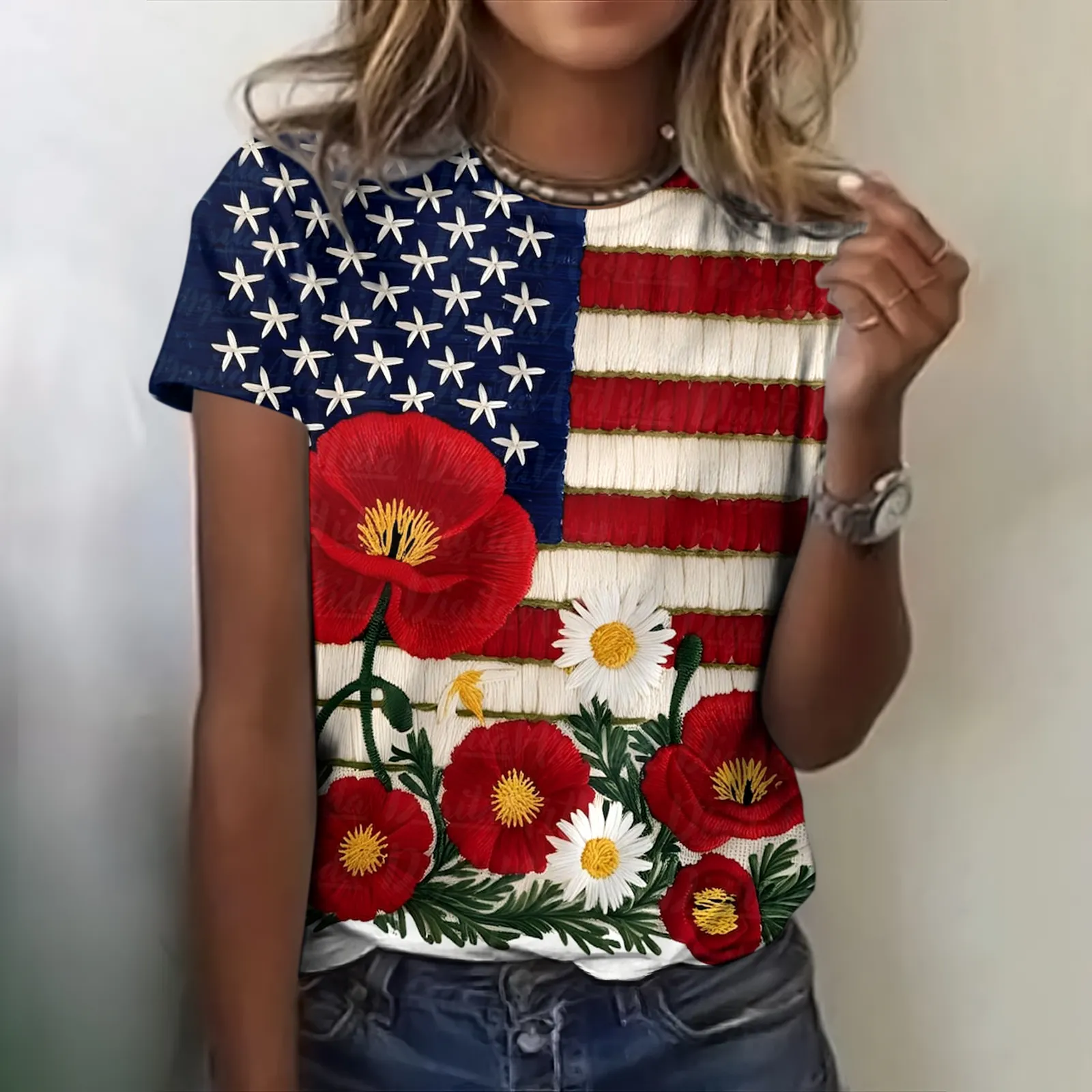 Women's Independence Day Floral Art T-shirt elevenforest