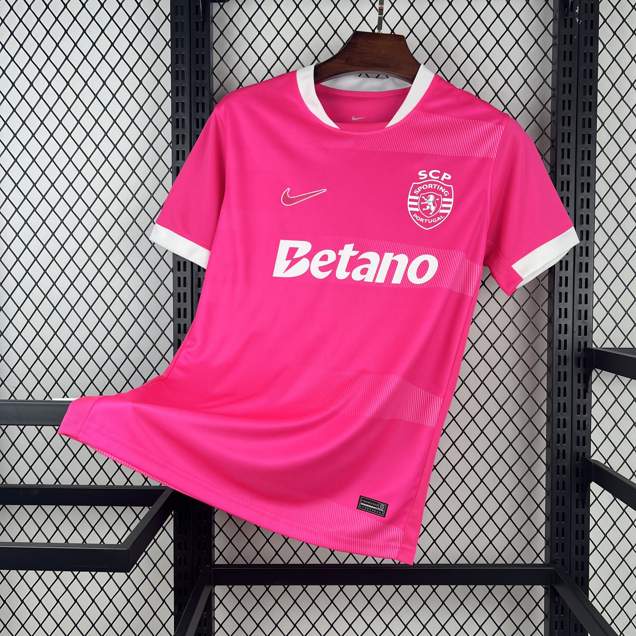 26/27 Lisbon Pink Football Shirt 1:1 Thai Quality