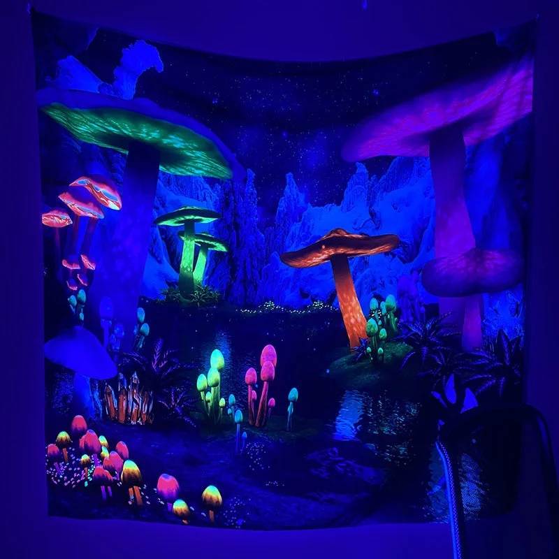 Psychedelic Fluorescent Tapestry Mushroom Wall Hanging Tapestry Room Decor Aesthetic Wall Tapestry Luminous Hippie Tapestries