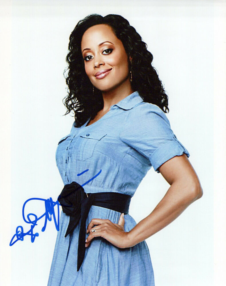 Essence Atkins glamour shot autographed Photo Poster painting signed 8x10 #1