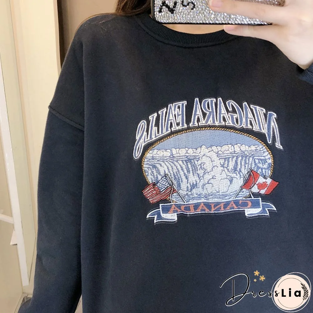 Black Round Neck Pullover Sweater