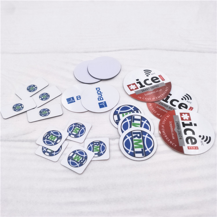 424 dna custom nfc sticker with logo