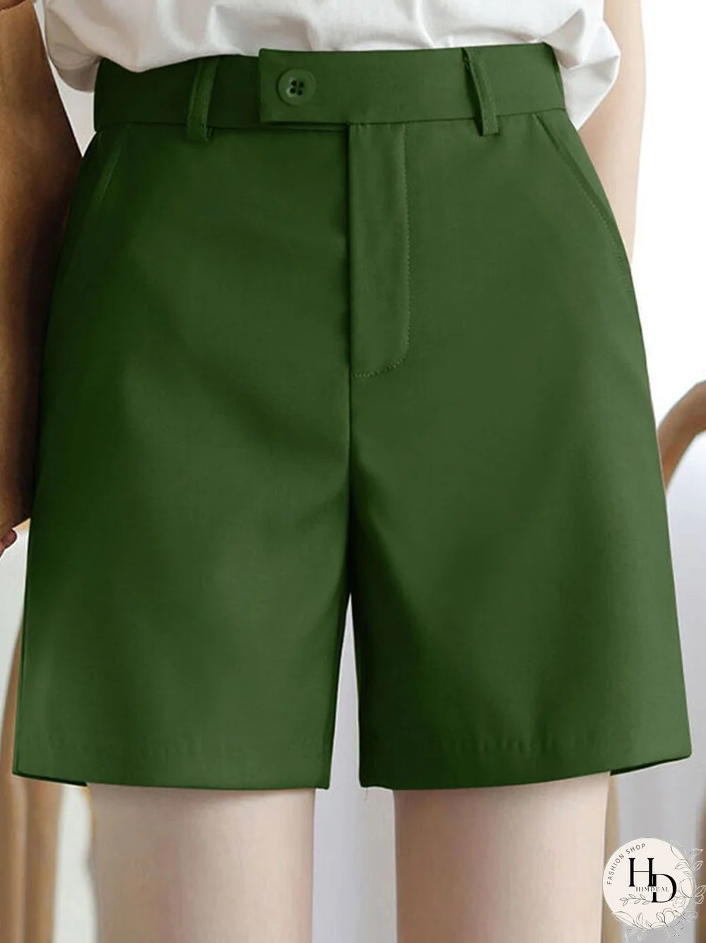 Solid Casual Pocket Straight Leg Shorts For Women