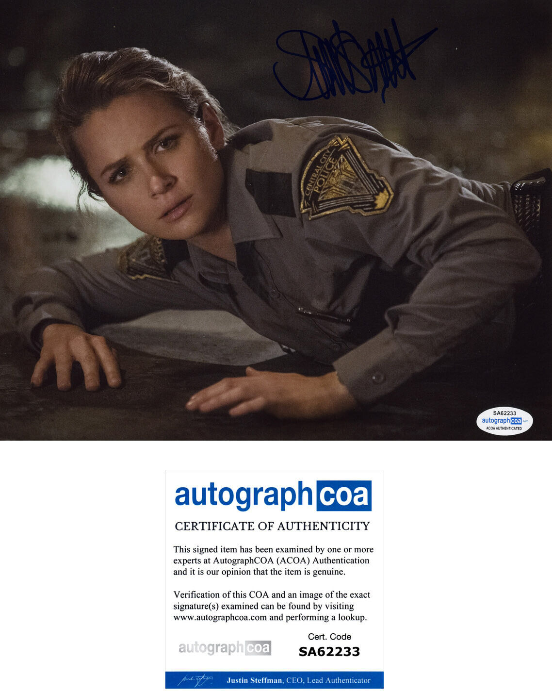 SHANTEL VANSANTEN signed Autographed THE FLASH