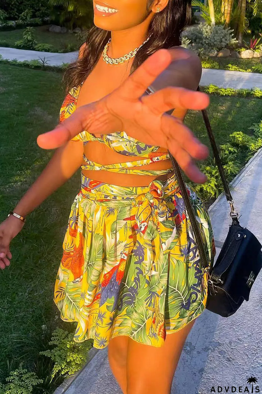 Gold Fashion Sexy Print Bandage Backless Spaghetti Strap Sleeveless Two Pieces