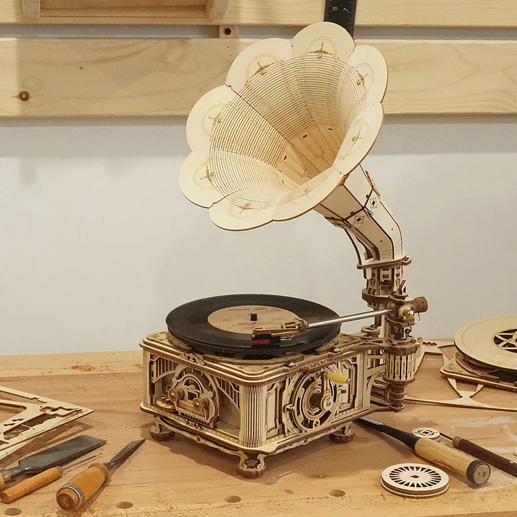 ROKR DIY Crank Classic Gramophone LKB01 (Hand Rotating) | Robotime Online