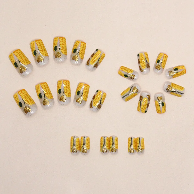 Churchf Churchf And Long European Square Yellow Love Flash Powder Corn Nail Ins Sweet Beauty Nail Piece 24 Pieces