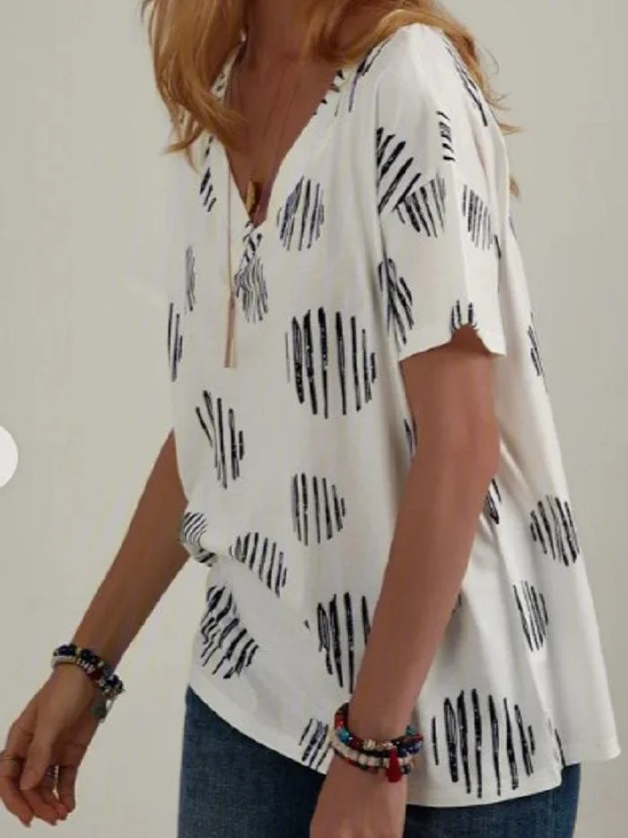 Women Half Sleeve V-neck Solid Color Dress