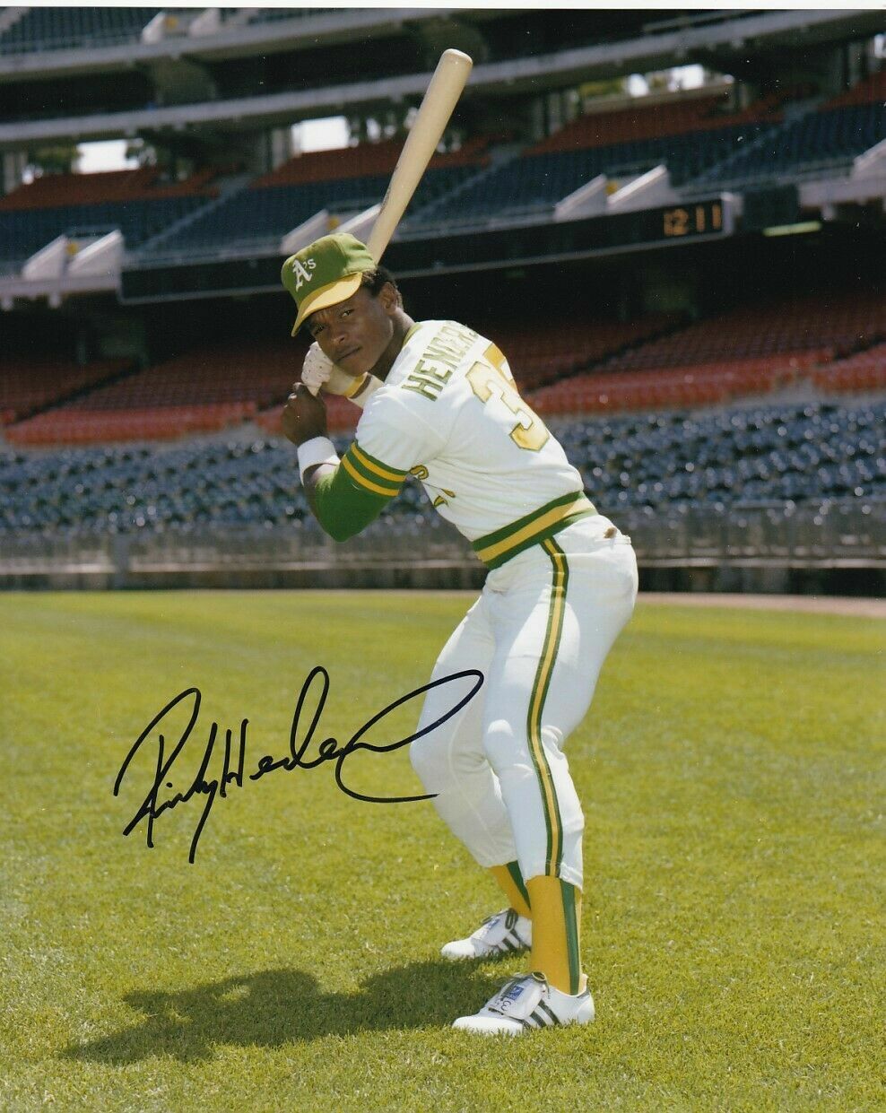 RICKEY HENDERSON 8x10 SIGNED Photo Poster painting AUTOGRAPHED ( HOF Athletics ) REPRINT