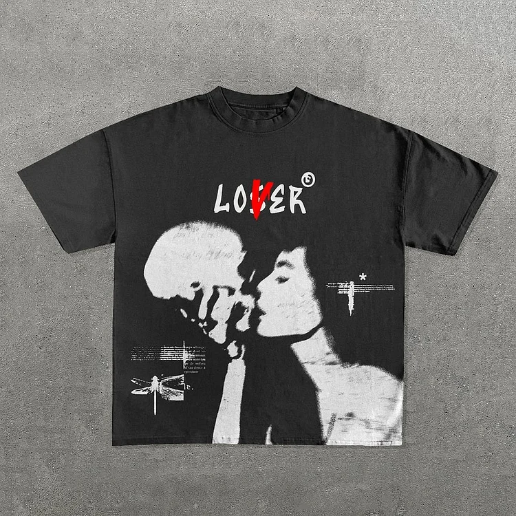 Sopula Kiss Lover Graphic Print T-Shirt