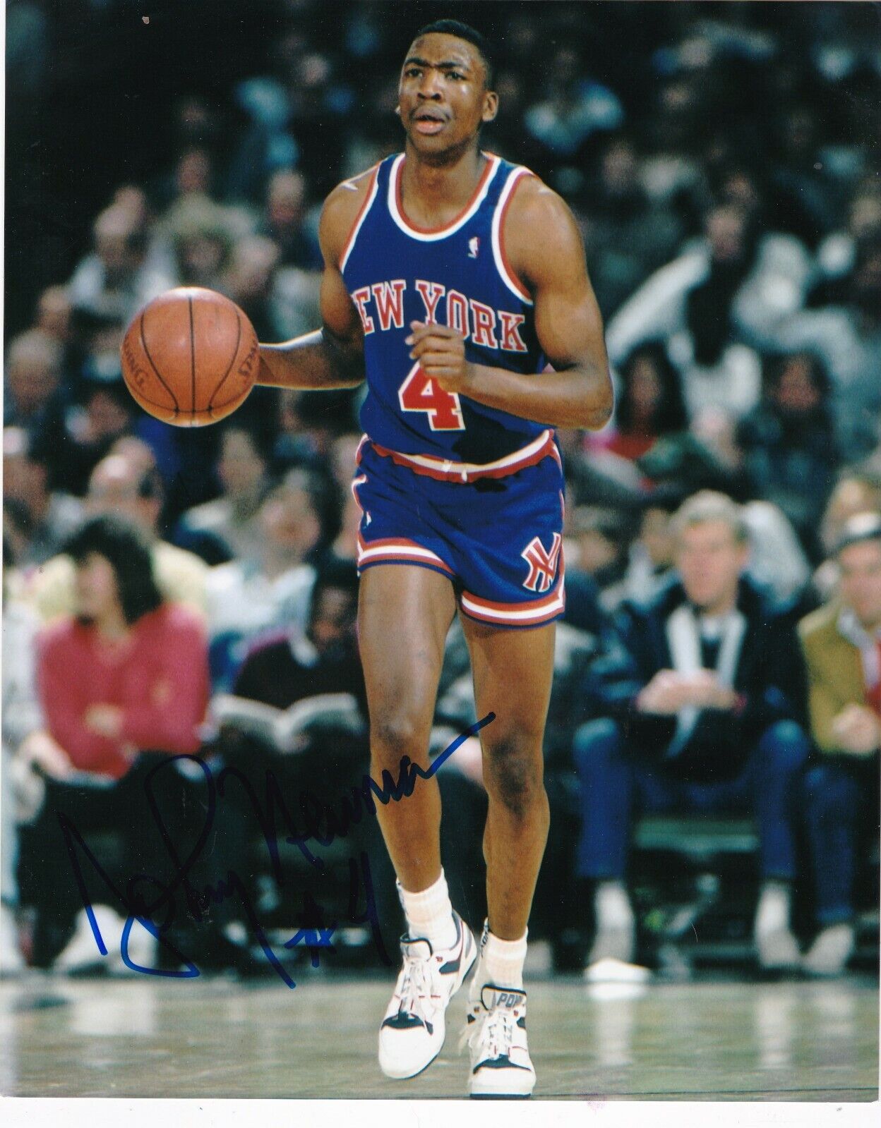 JOHNNY NEWMAN NEW YORK KNICKS ACTION SIGNED 8x10