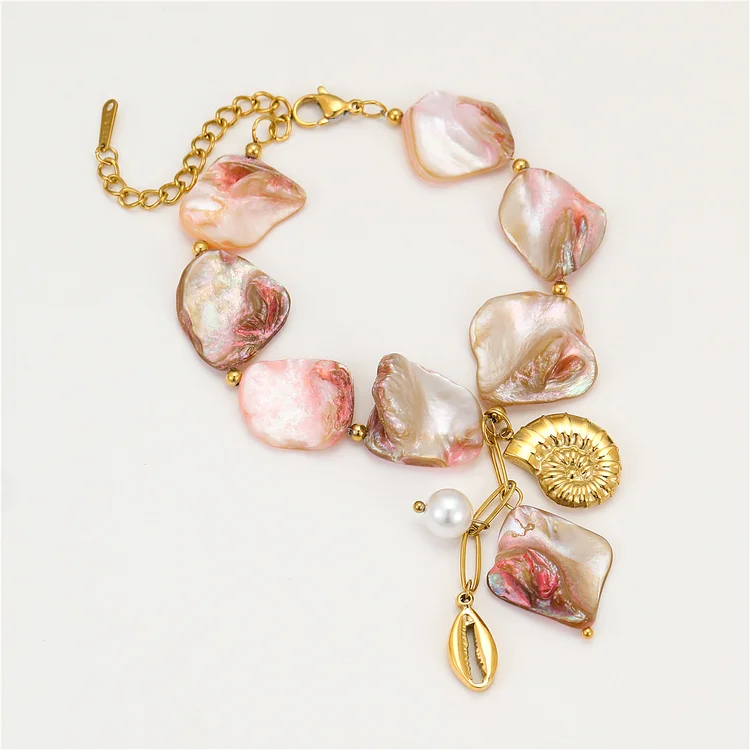 Irregular Shell Conch Bracelet