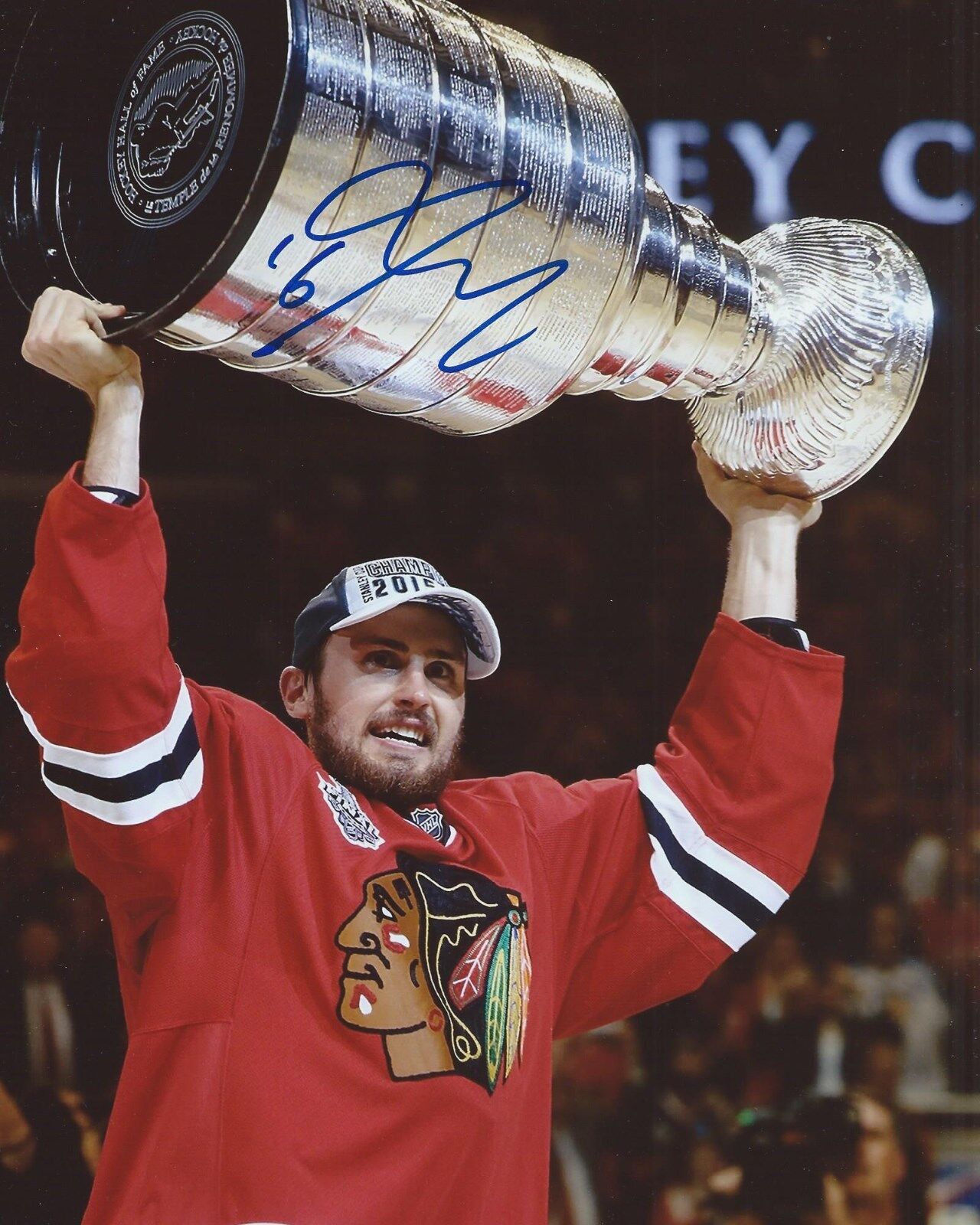 Marcus Kruger Signed 8x10 Photo Poster painting Stanley Cup Chicago Blackhawks Autographed COA B