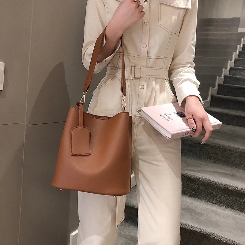 Women’s Pu Leather Solid Color Elegant Classic Style Bucket Zipper Magnetic Buckle Shoulder Bag Crossbody Bag Bucket Bag