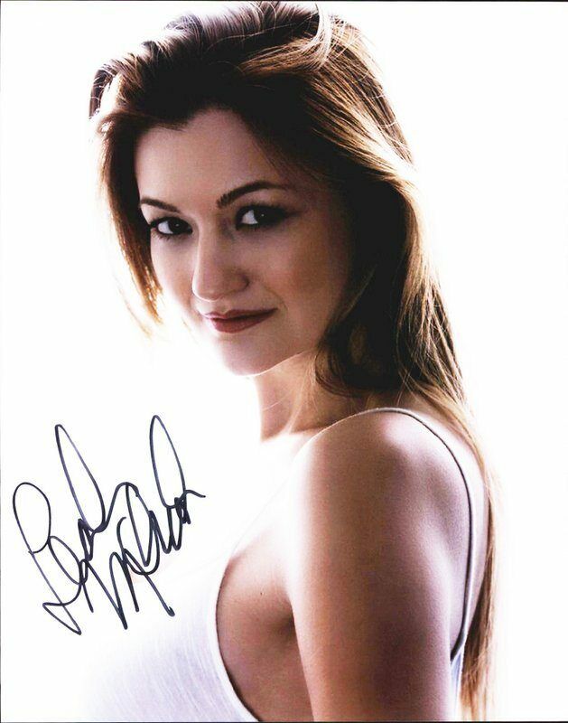 Leah McKendrick authentic signed celebrity 8x10 Photo Poster painting W/Cert Autographed D7