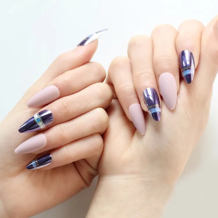 Fake Nails with Glue Metal Color False Nail Art Tips Press on Coffin Stick Designs Clear Set Full Cover Artificial Short Kiss-Nail Inspo