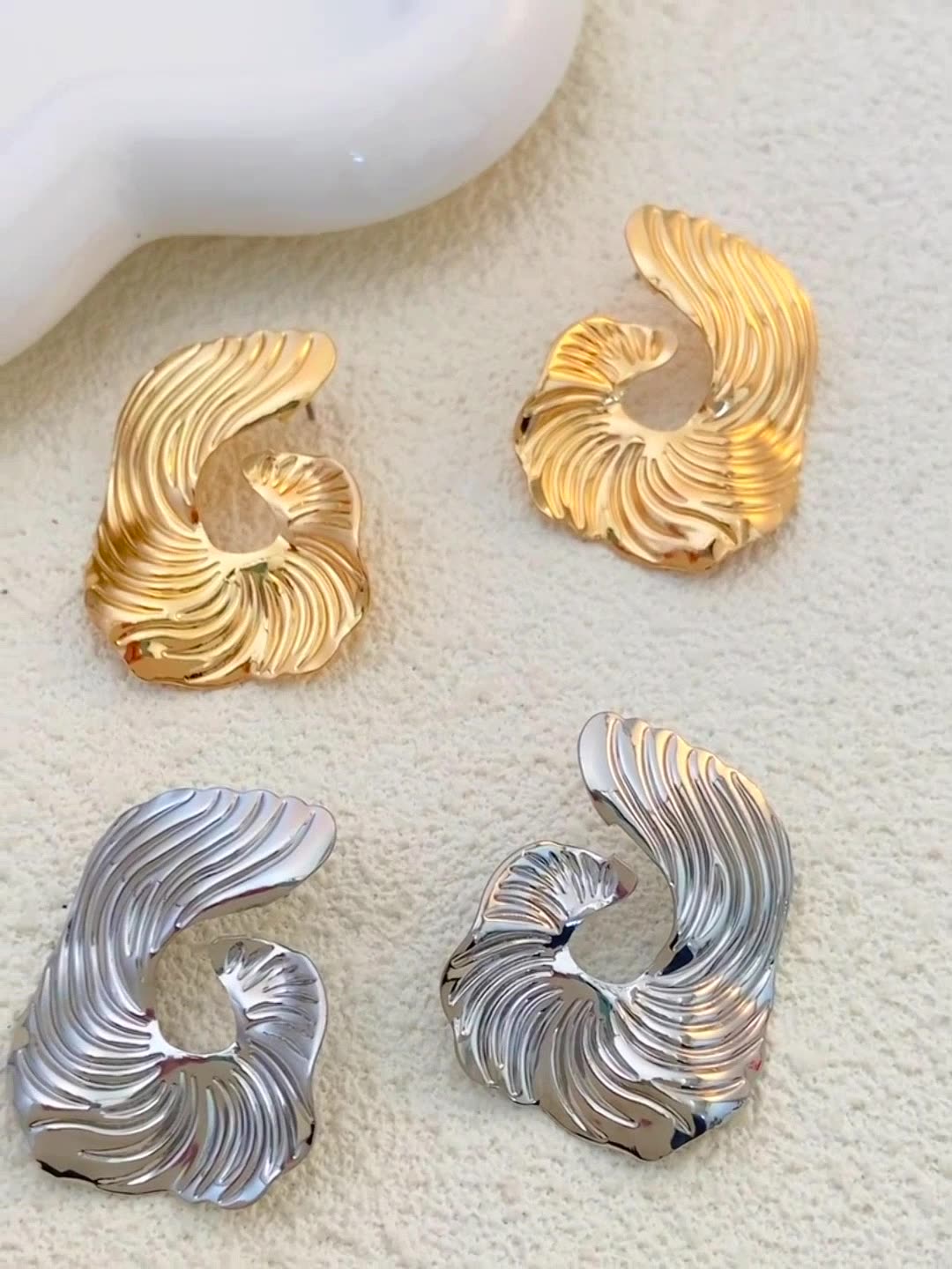 Textured Scalloped Gold-Plated Earrings
