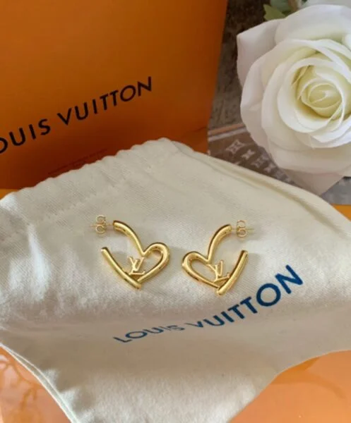 Shop Louis Vuitton Fall In Love Earrings Pm (FALL IN LOVE HEART EARRINGS  PM, LIMITED EDITION, M00463) by Mikrie
