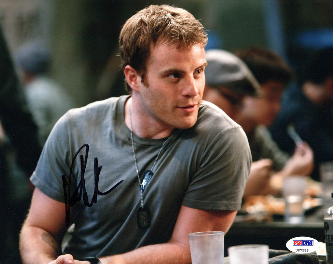 Robert Kazinsky SIGNED 8x10 Photo Poster painting Chuck Hansen Pacific Rim PSA/DNA AUTOGRAPHED