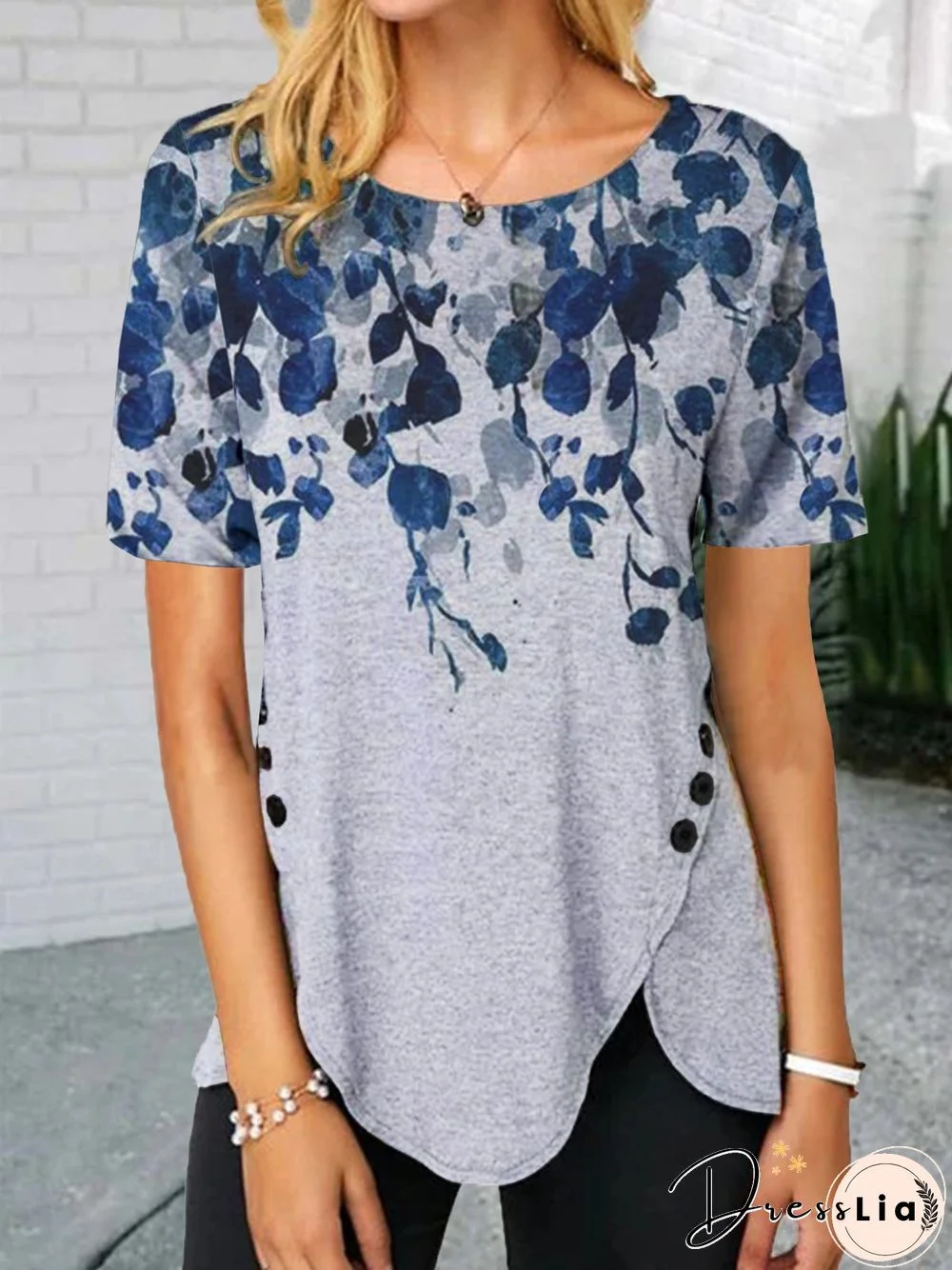 Printed Holiday Short Sleeve T-shirt