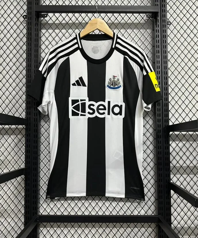 2024/25 Newcastle United home jersey 1:1 Thai quality