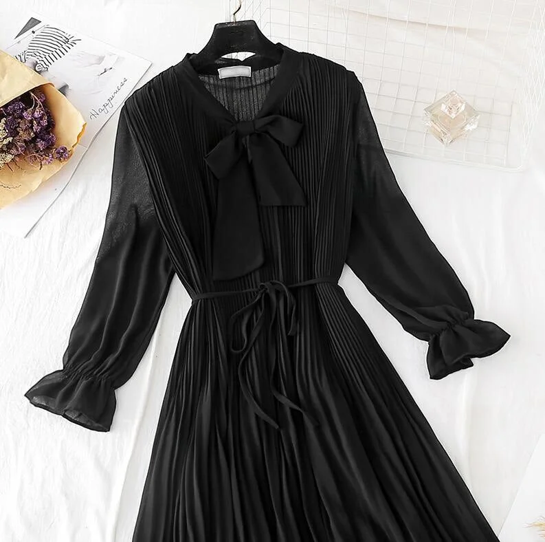 2020 Elegant Women Dress Vintage Bow Polka Dot Print Loose Midi Dress Female Casual Ruffles Pleated Chiffon Dresses Vestidos