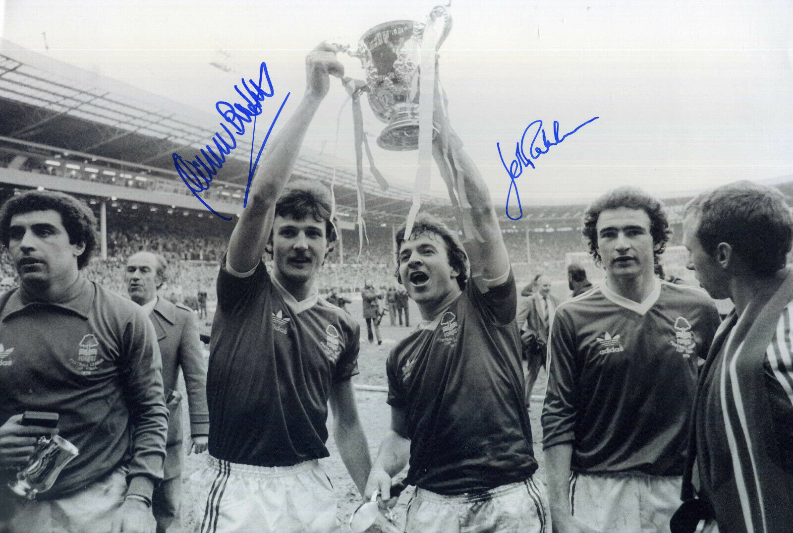 JOHN ROBERTSON & GARRY BIRTLES Signed Photo Poster paintinggraph - NOTTINGHAM FOREST - Preprint