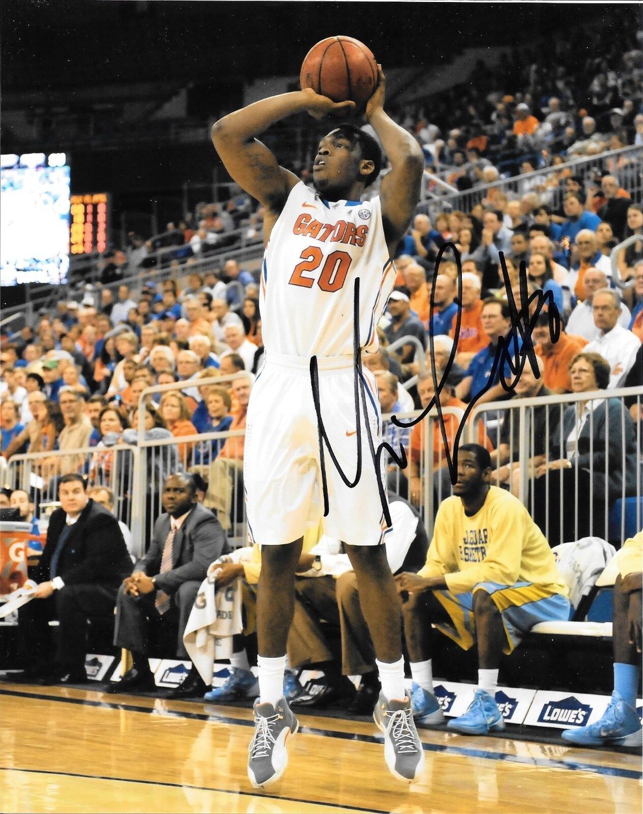 LA LAKERS MICHAEL FRAZIER II HAND SIGNED FLORIDA GATORS 8X10 Photo Poster painting W/COA