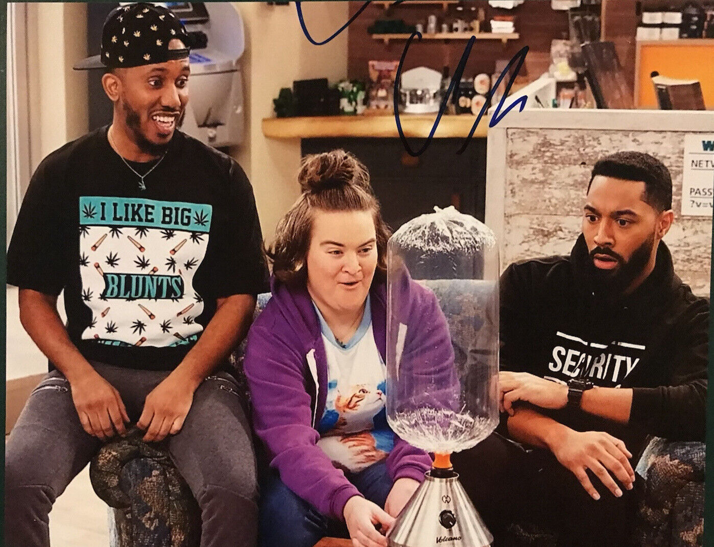 CHRIS REDD HAND SIGNED 8x10 Photo Poster painting SNL AUTHENTIC AUTOGRAPHED + PROOF RARE