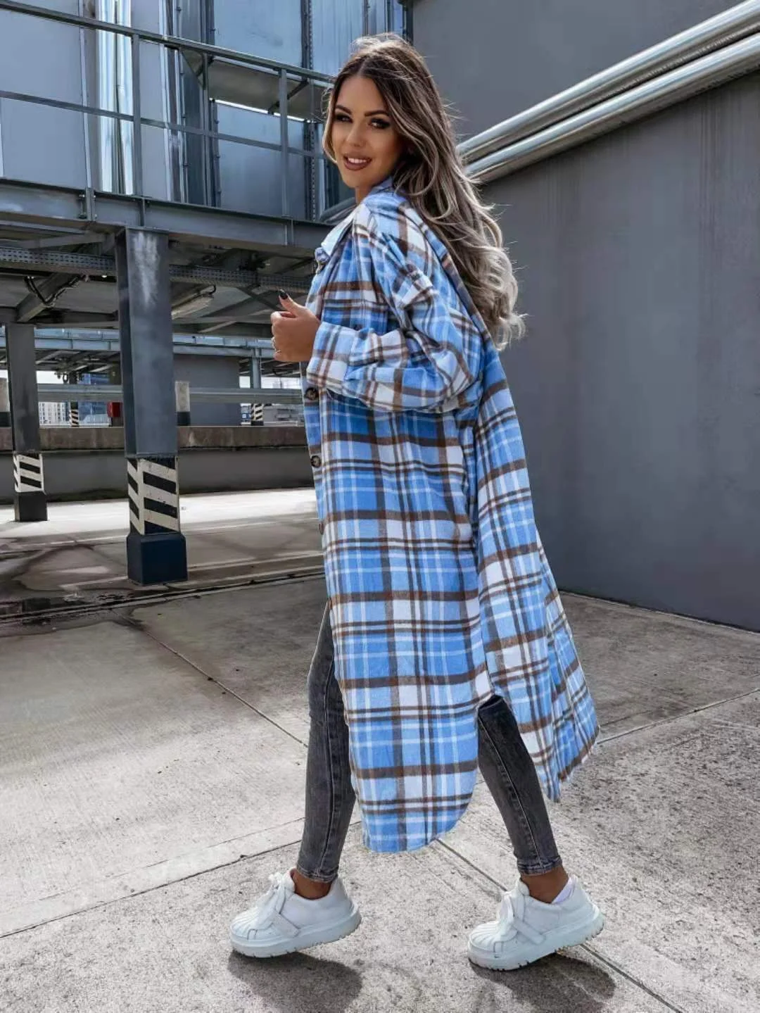 Woman Lengthened Plaid Shirt Jacket