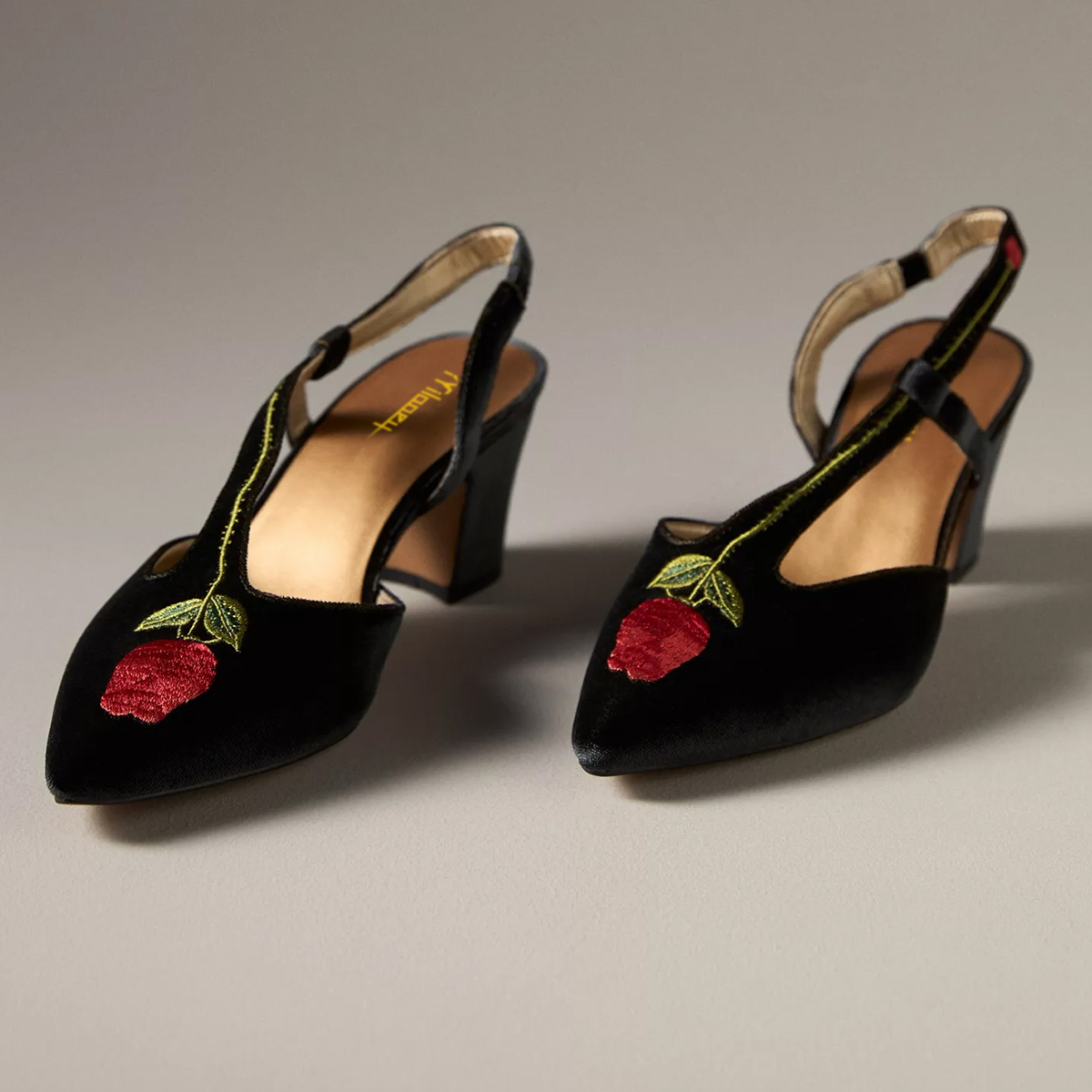 Black Pointed Toe Block Heel Slingback Pumps with Rose Embroidery Nicepairs