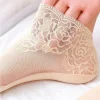 6 paires de chaussettes en dentelle &agrave; motif floral