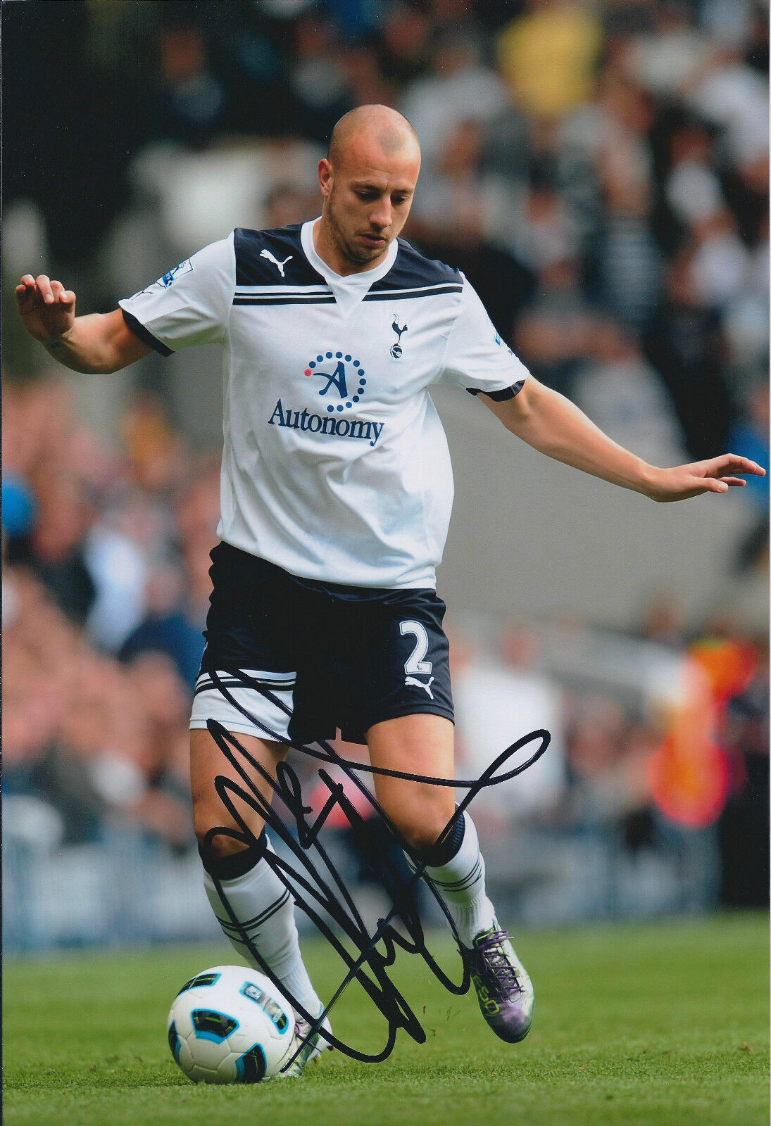 Alan HUTTON Autograph Signed 12x8 Photo Poster painting AFTAL COA SPURS Authentic