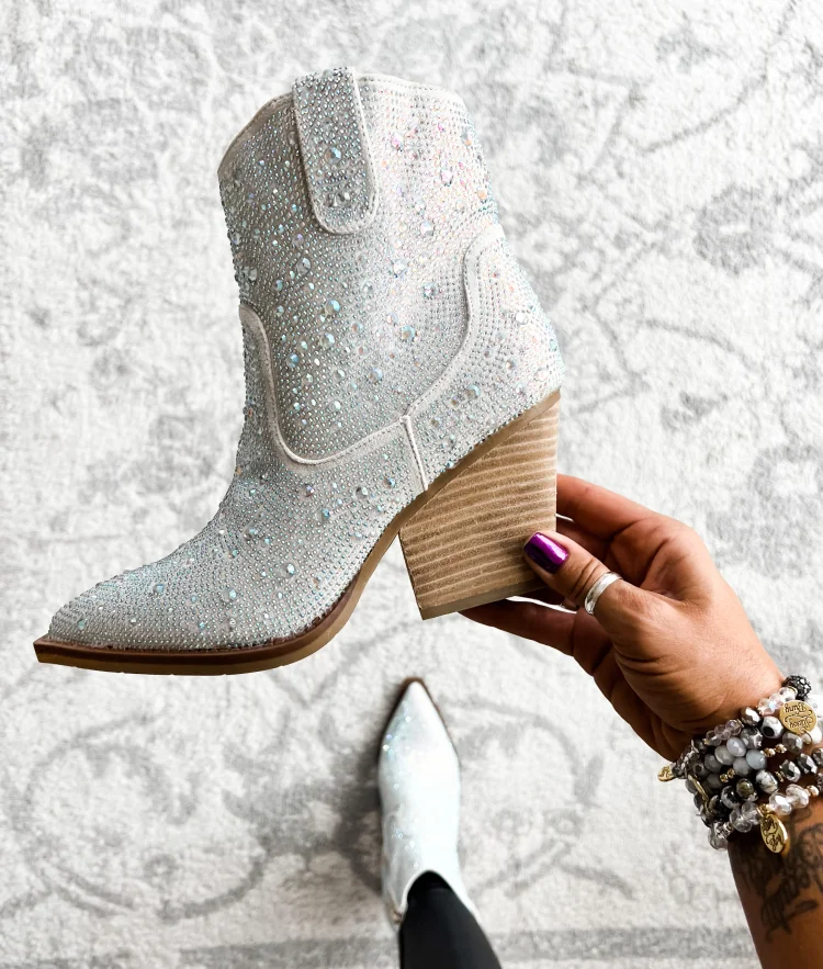 Silver Sparkle Booties Cowgirl 🎸🤠Very G 💎👢Western Booties Harlow 💎 Rhinestone Bootie 💎👢💎👢Matisse Bling Boots 👢!!! 💎 Shine Bright Ankle Boot💎👢💎🤠 QueenFunky