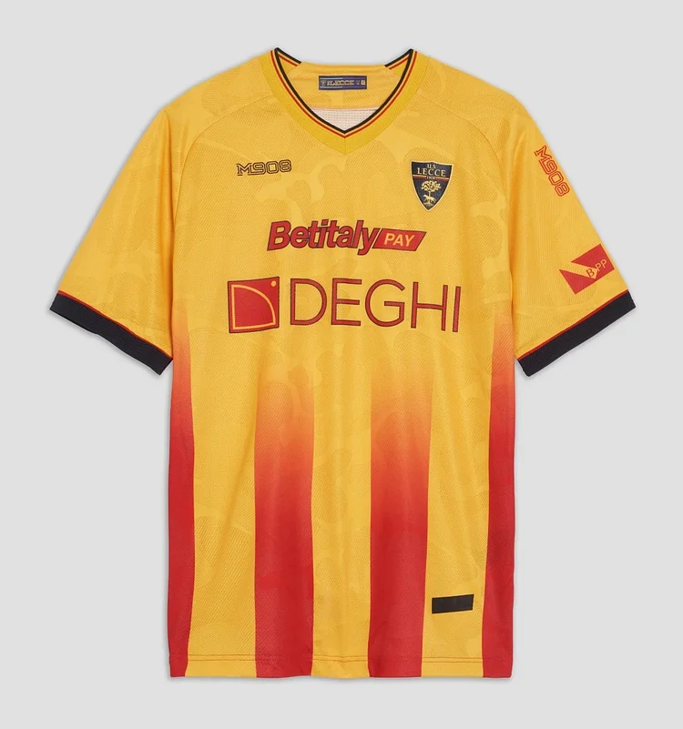 Lecce 25/26 Home Jersey