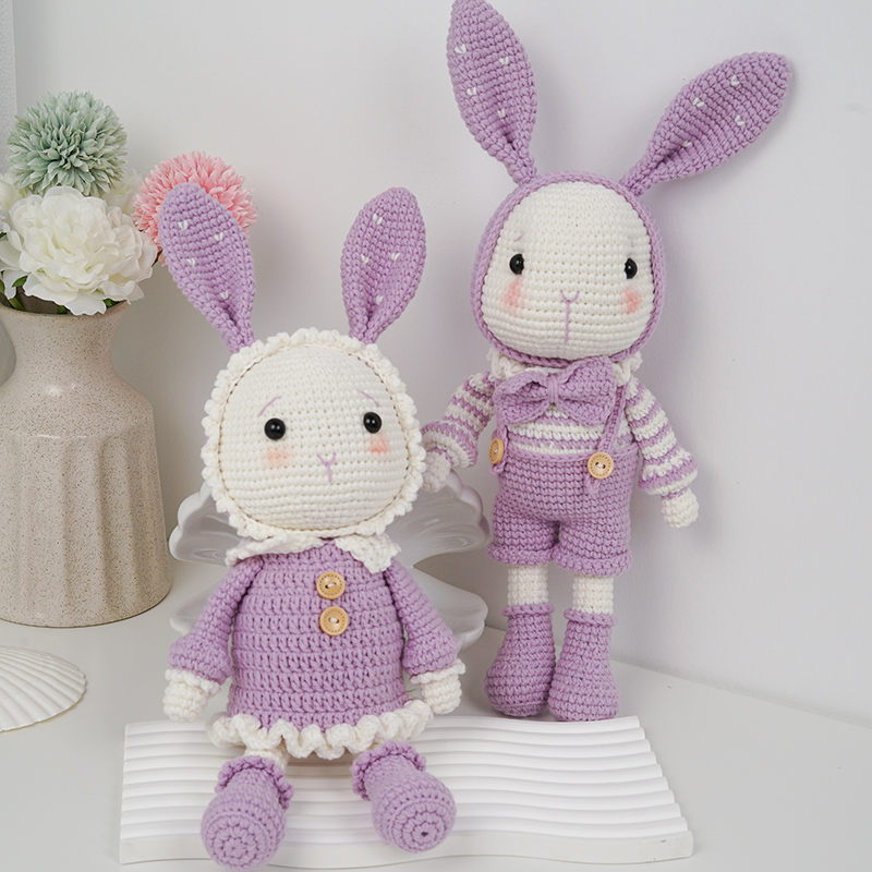 Couple Crochet DIY Kit: Handcrafted Bunny Gift Set