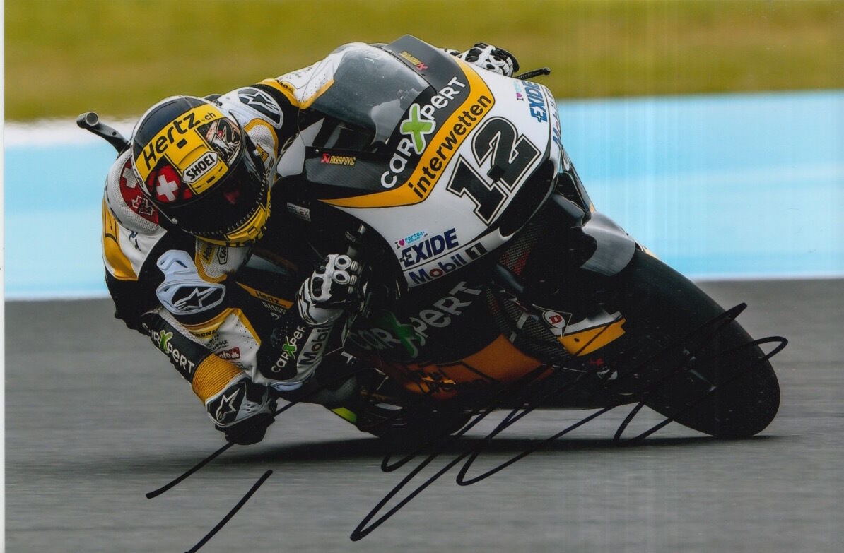 THOMAS LUTHI HAND SIGNED INTERWETTEN KALEX 2017 MOTOGP MOTO2 6X4 Photo Poster painting 1.