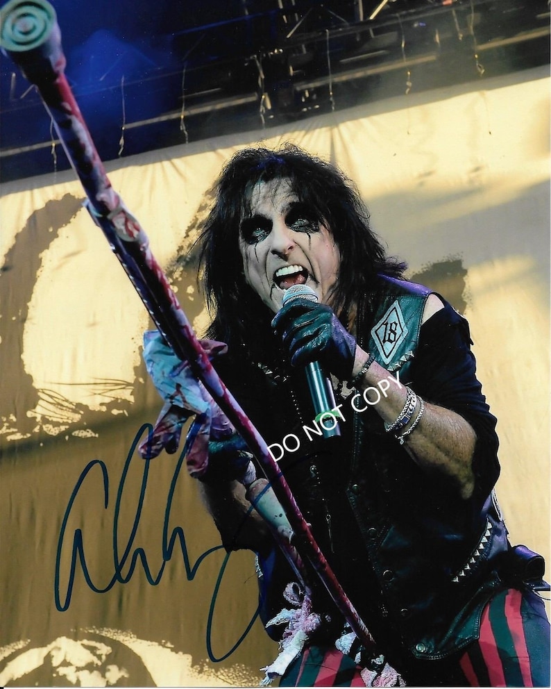 ALICE COOPER 8 x10 20x25 cm Autographed Hand Signed Photo Poster painting