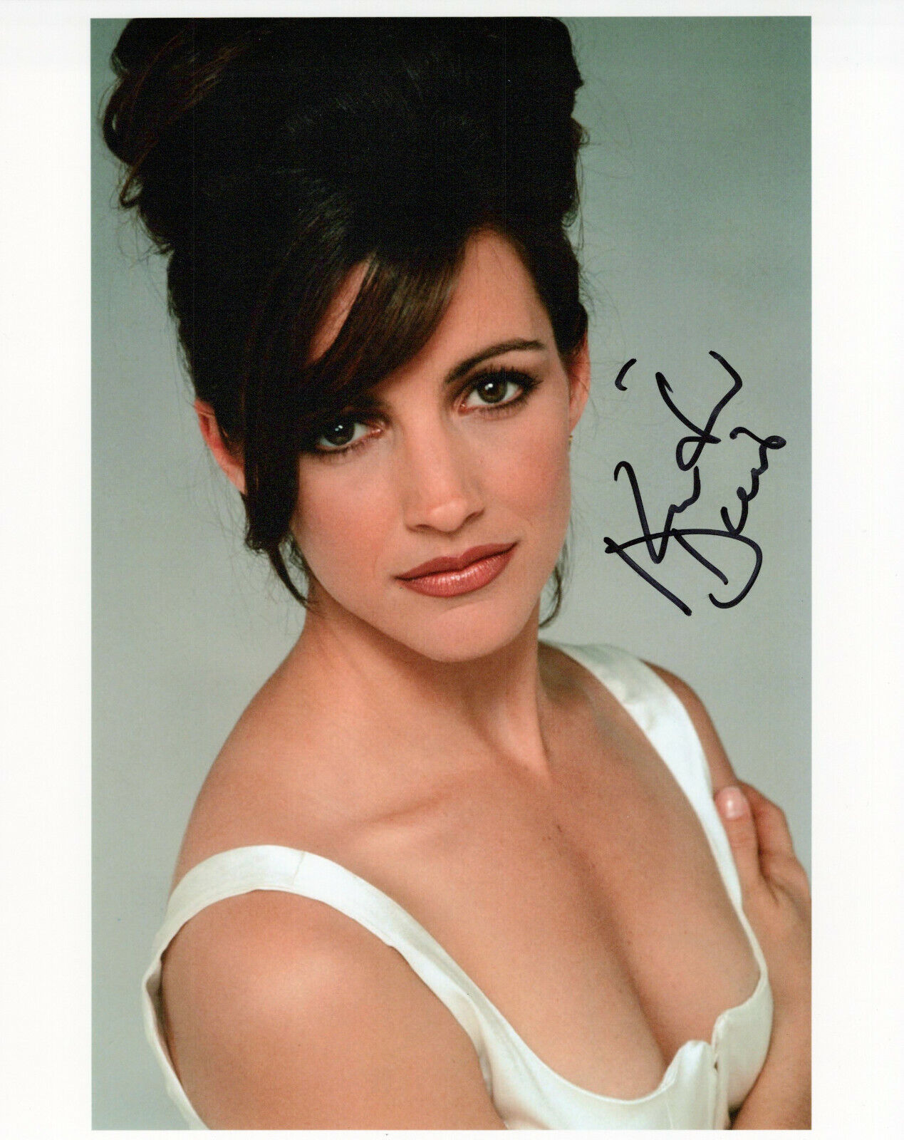 Kristin Davis glamour shot autographed Photo Poster painting signed 8x10 #4