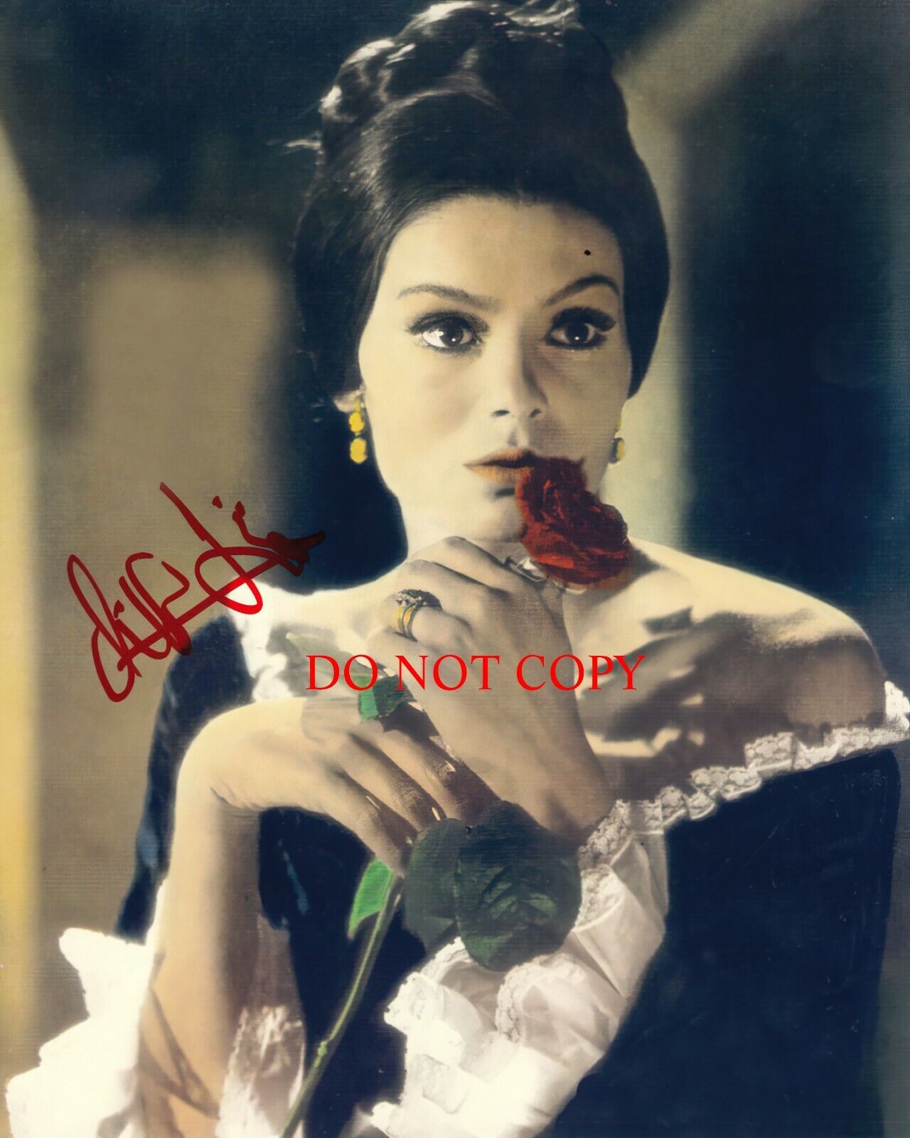 Daliah Lavi - Autographed Signed 8x10 Photo Poster painting (Casino Royale) - REPRINT