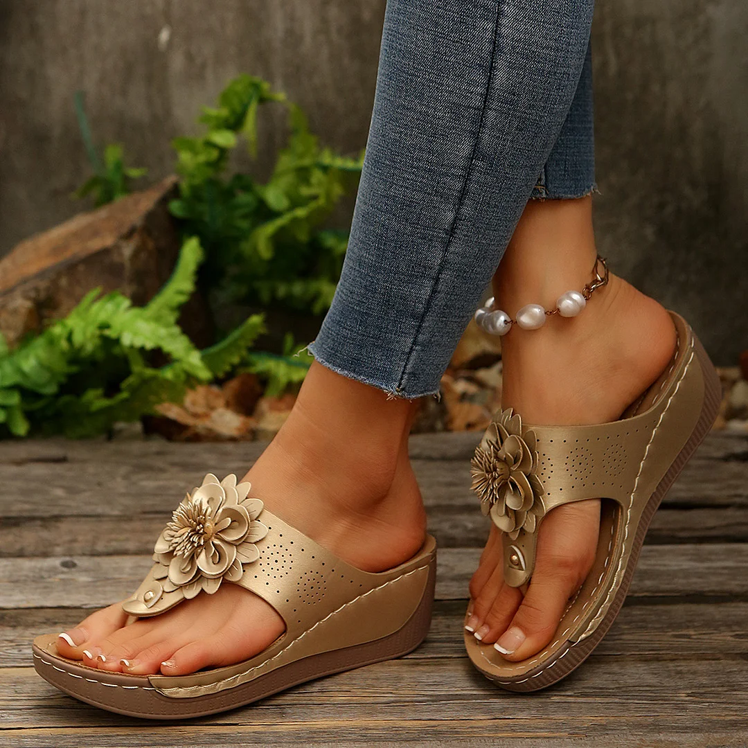 Yyvonne Women's Shoes 2025 Spring And Summer New Slope And Open Toe Wearing Slippers Women Cool Drag 45 Yards