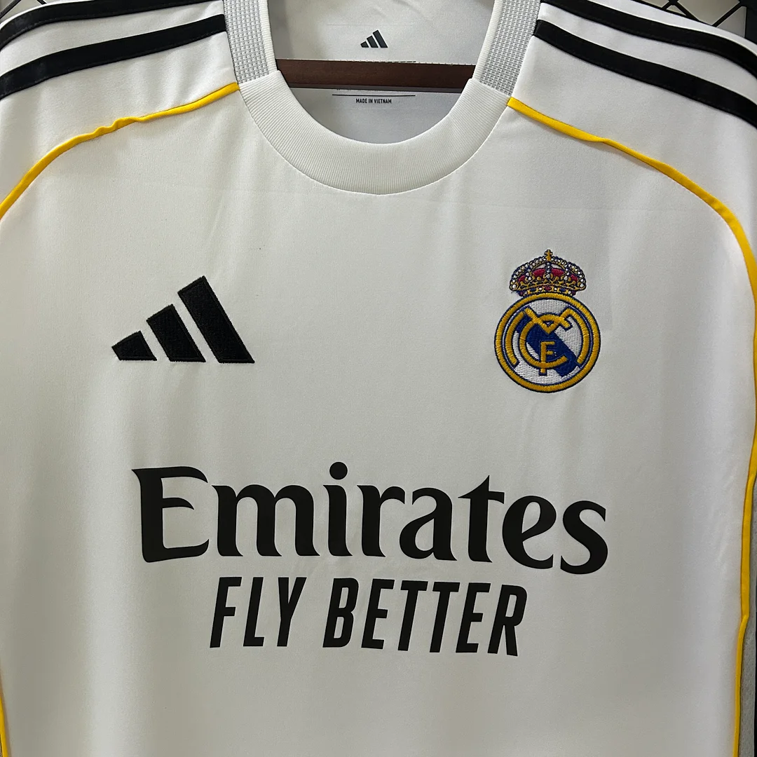 25/26 Real Madrid White Football Shirt Thai quality