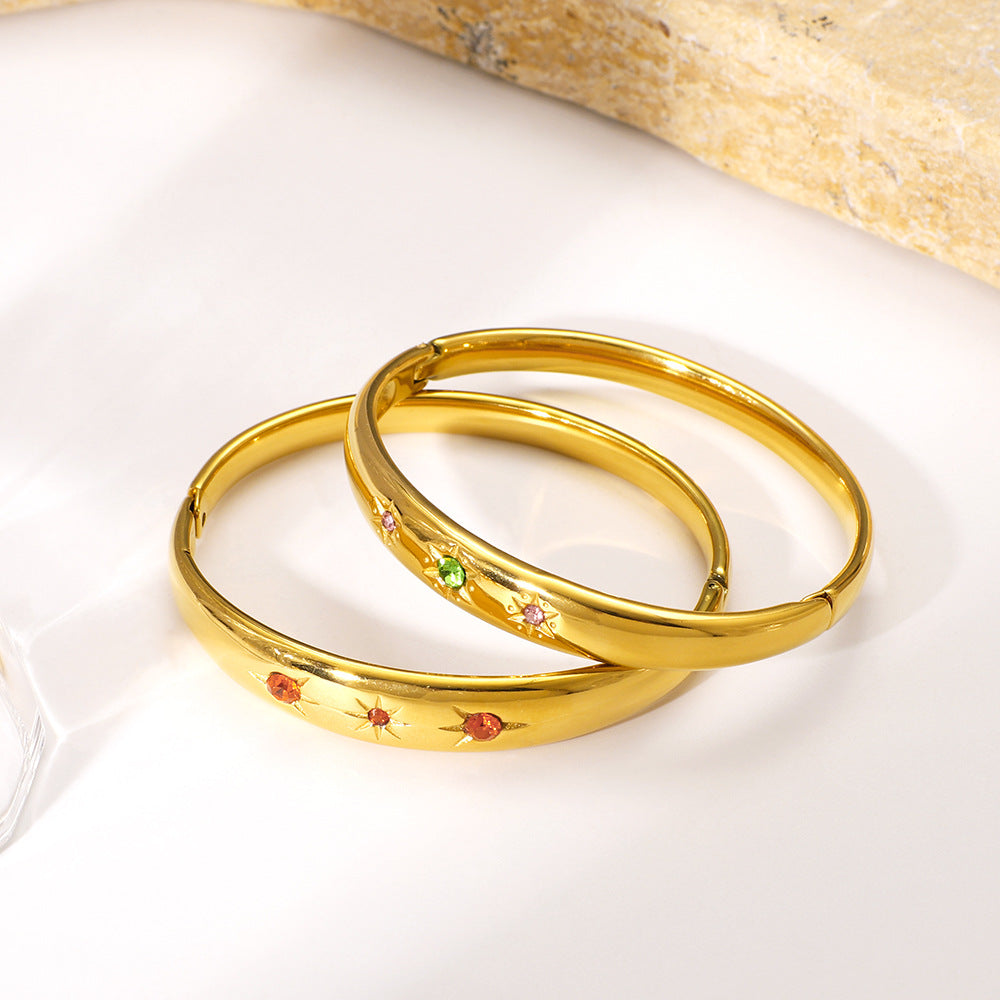 Fashion French Stainless Steel Bracelet Plated With 18K Gold And Inlaid With Zircon Shiny Retro Style Bracelet For Women