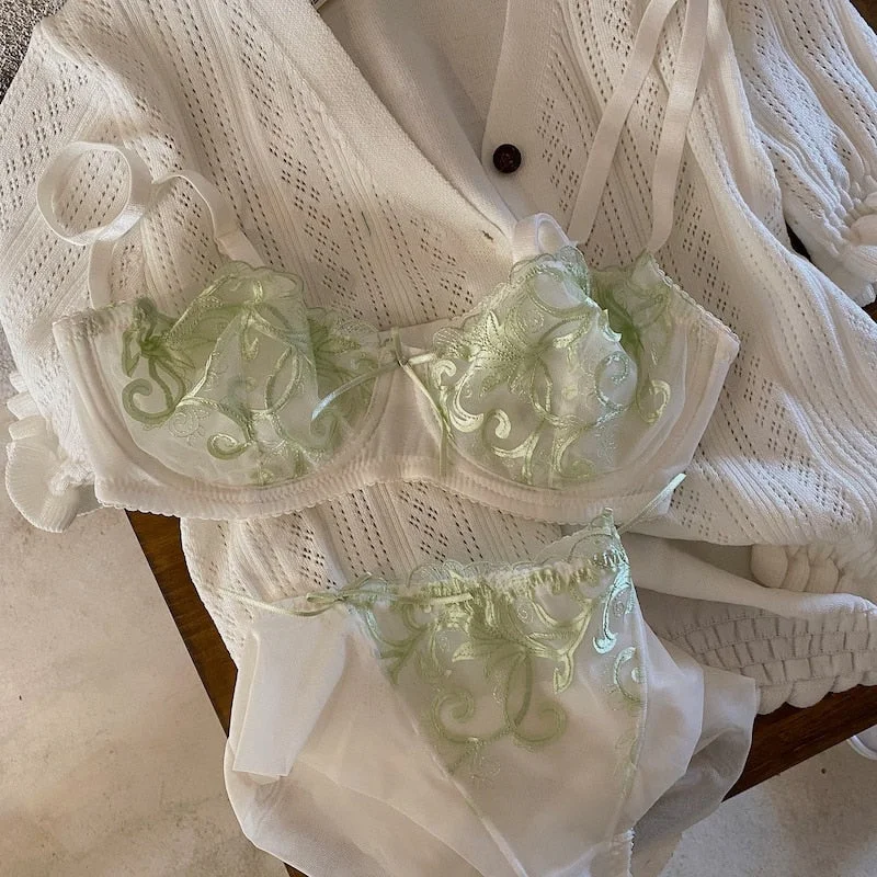 Wriufred Retro Three-dimensional embroidery lingerie panties set girl cotton love lace push up underwear bra set multi-types