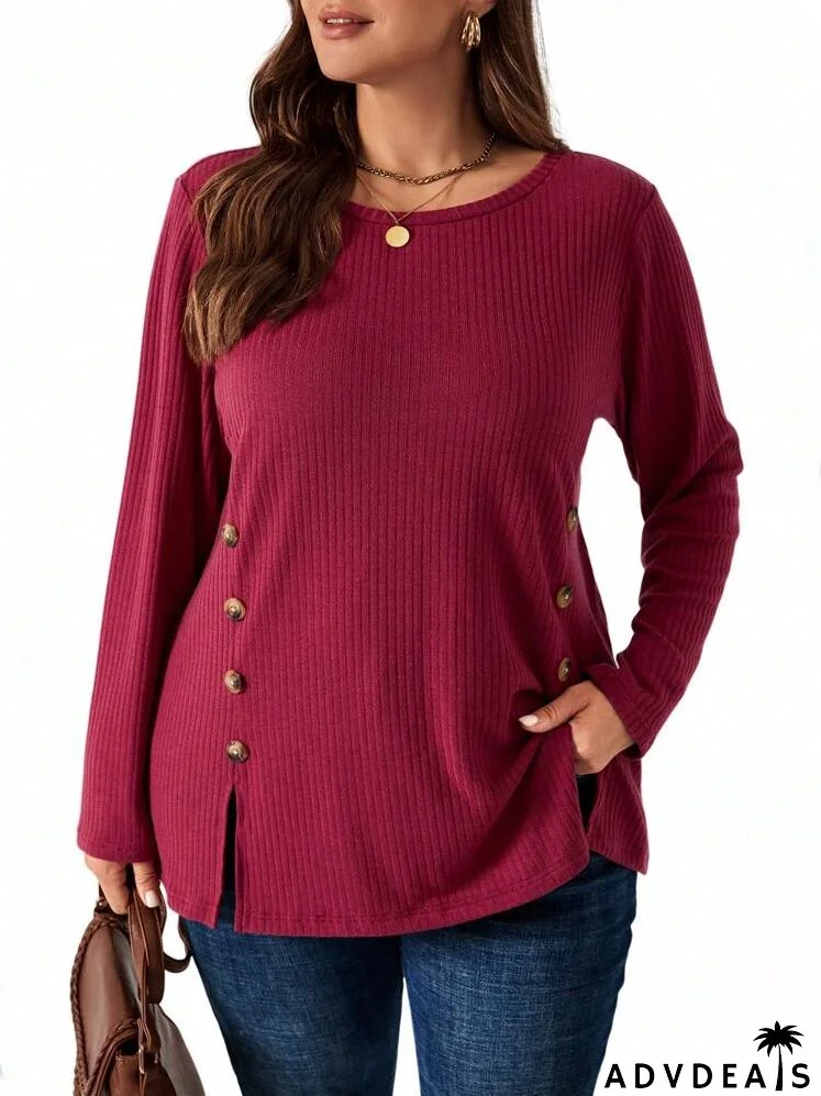 Plus Button Detail Split Hem Tee