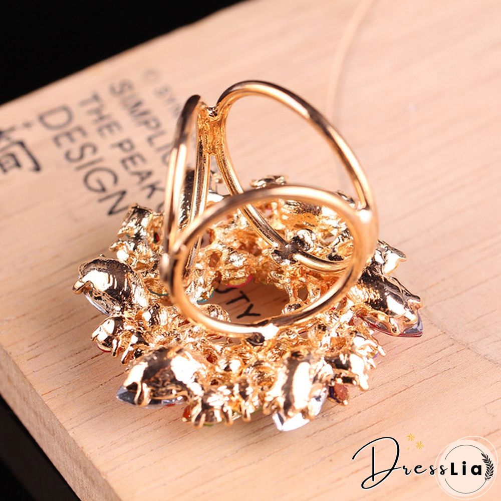 1 Pc Korean Fashion Copper Hollow Wreath Three-ring Silk Scarf Buckle Pearl Shawl Buckle Alloy High-grade Brooch